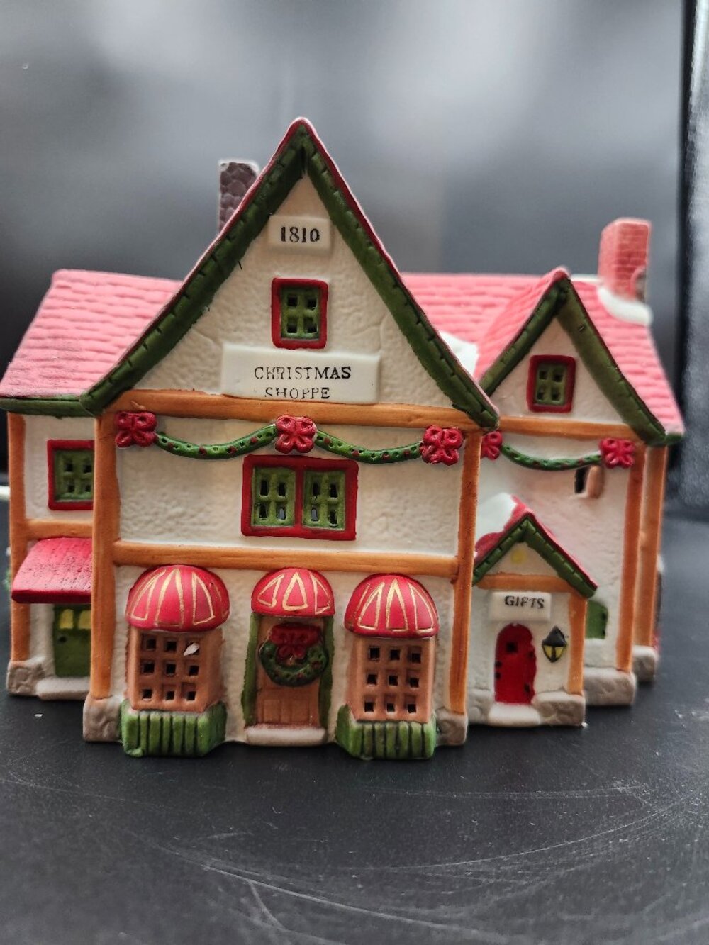 Vintage Lemax Dickensvale Collectibles Christmas Shoppe Village Lighted